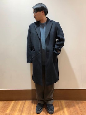 「アイテム（チェスターコート）」を使った、TORU OKIさん（メンズ・163cm）の秋コーディネート