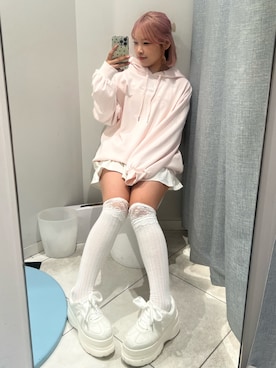 「OLIVE des OLIVE（オリーブデオリーブ）のサテンリボン厚底スニーカー（スニーカー）」を使った、oliveakanechannさん（レディース・150cm）の秋コーディネート