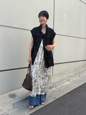 「GALLARDAGALANTE（ガリャルダガランテ）のフレンチリネンジレ（ベスト、ブラック系）」を使った、gg_michikoさん（レディース・166cm）の春コーディネート