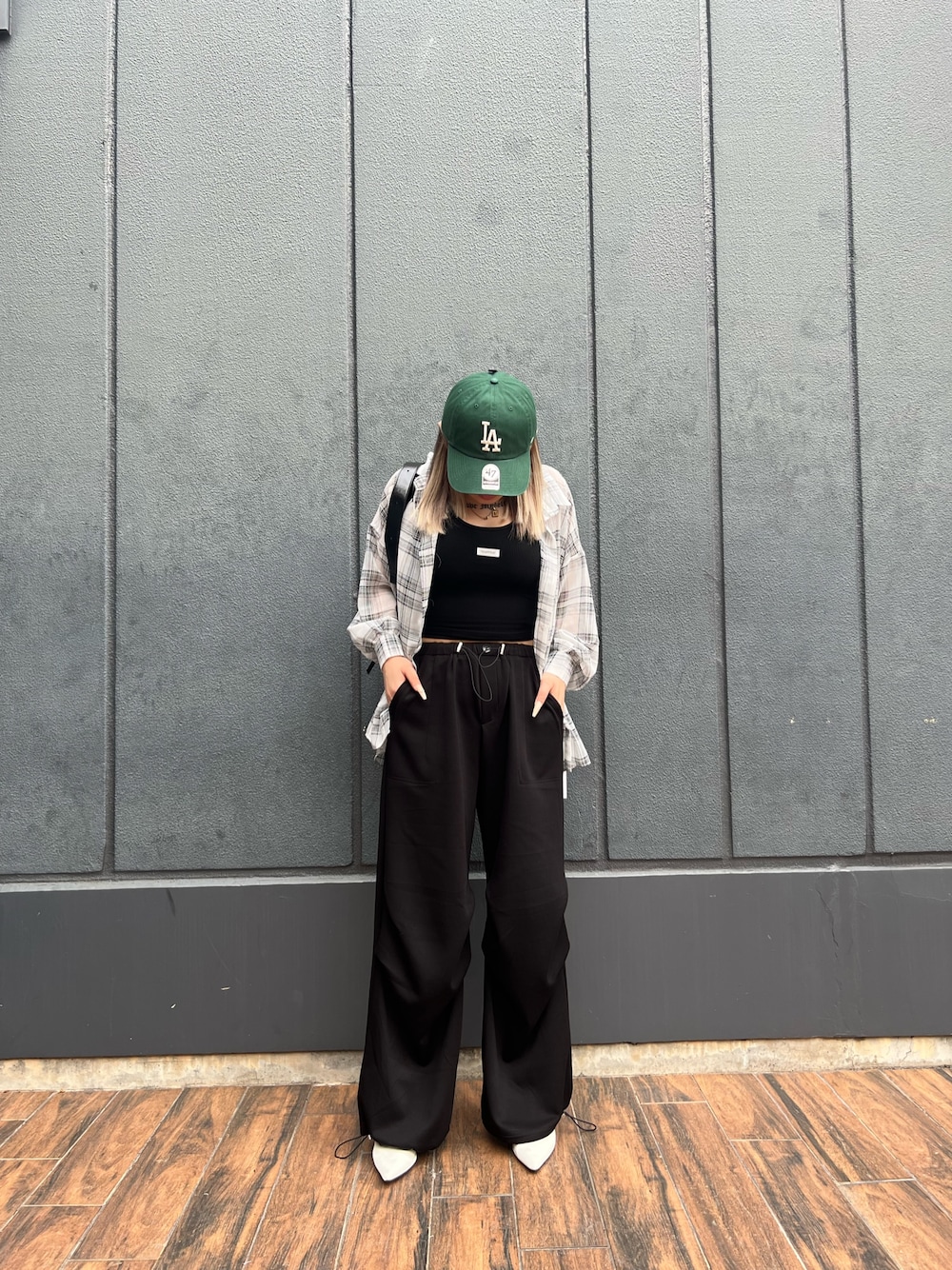 「ANAPのチェックシアーブラウス（シャツ/ブラウス、ホワイト系）」を使った、Yukariさん（骨格ウェーブ・レディース・156cm）の春コーディネートの1枚目の写真