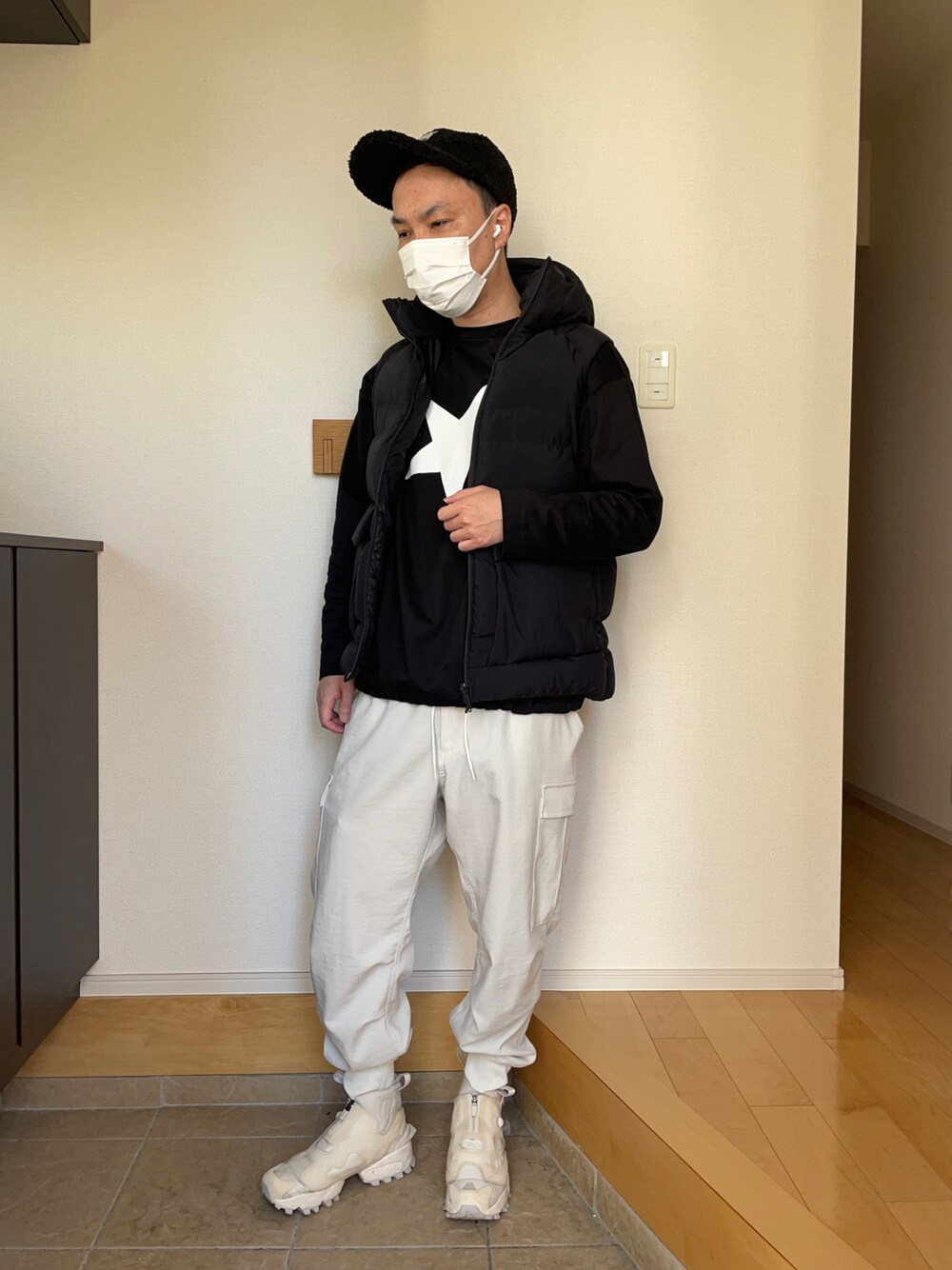 Y-3 Yohji Yamamoto M CLASSIC PUFFY DOWN VEST (BLACK)の商品