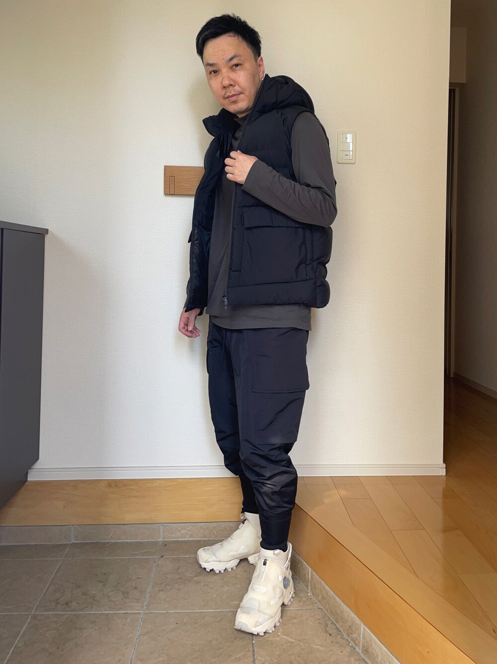 Y-3のダウンベストを使った人気ファッションコーディネート - WEAR