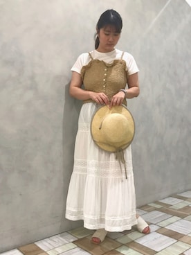 「スカートコーデ」｜「アイテム（帽子）」を使った、くまがいさん（レディース・163cm）の夏コーディネート