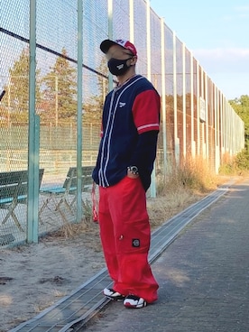 「アイテム（カーゴパンツ）」を使った、reeboker99さん（メンズ・167cm）の秋コーディネート