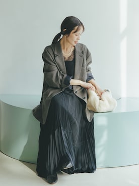 「Noble（ノーブル）のオーバーテーラードジャケット（テーラードジャケット、グレー系）」を使った、minani.aさん（レディース・155cm）の秋コーディネート