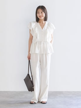 「LE VERNIS（ル・ベルニ）のアイテム」を使った、minani.aさん（レディース・155cm）の春コーディネート