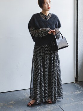 チェーンプリントティアードワンピースを使った人気ファッション チェーンプリントティアードワンピースを使った人気ファッション