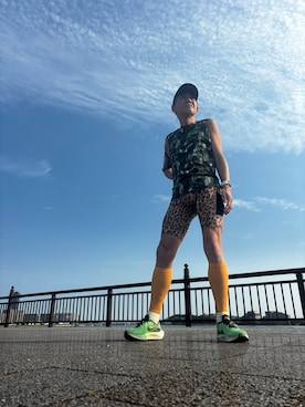 「ELDORESO（エルドレッソ）のアイテム（タンクトップ、ブルー系）」を使った、fkbbsさん（メンズ・173cm）の夏コーディネート