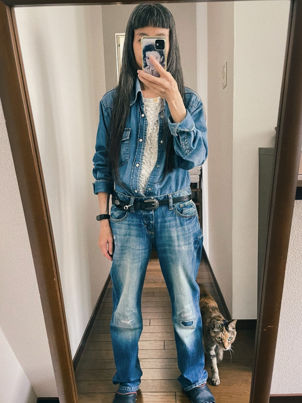 「Big Johnのアイテム（シャツ/ブラウス、ブルー系）」を使った、maiさん（レディース・146cm）の夏コーディネートの1枚目の写真