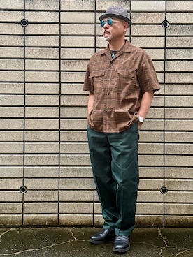 「GAP（ギャップ）のアイテム」を使った、カツキイサムさん（メンズ・175cm）の秋コーディネート