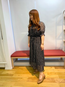 「アイテム（レインシューズ、ベージュ系）」を使った、HIMIKO　明治神宮前店さん（レディース・160cm）の夏コーディネート