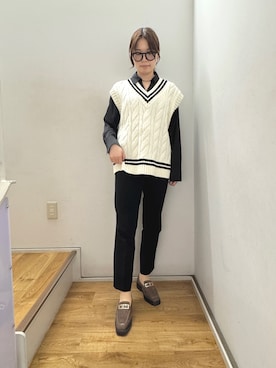 「HIMIKO（ヒミコ）のアイテム（ローファー）」を使った、HIMIKO　明治神宮前店さん（レディース・162cm）の秋コーディネート