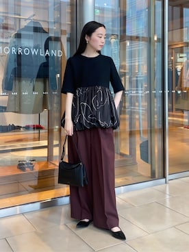 「アイテム（スラックス、レッド系）」を使った、Kato_TOMORROWLANDさん（レディース・158cm）の夏コーディネート