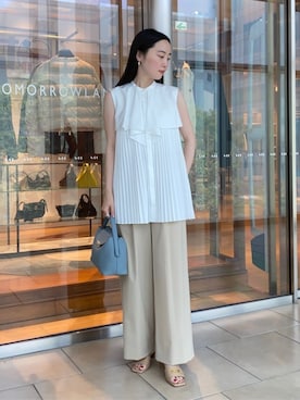 「TOMORROWLAND （トゥモローランド）のアイテム（サンダル）」を使った、Kato_TOMORROWLANDさん（レディース・158cm）の夏コーディネート