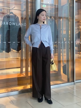 「TOMORROWLAND （トゥモローランド）のAeyde DELIA ナッパレザー ローヒールパンプス（パンプス、ブラック系）」を使った、Kato_TOMORROWLANDさん（レディース・158cm）の秋コーディネート