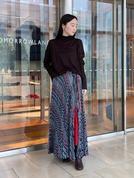 「アイテム（ニット/セーター）」を使った、Kato_TOMORROWLANDさん（レディース・158cm）の夏コーディネート