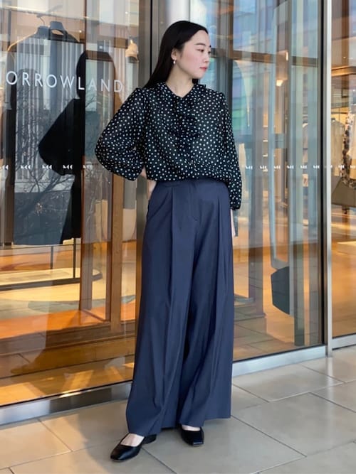 【美品】24SS Ballsey フラワードットプリント　ブラウス 紺　ネイビー 美品】24SS Ballsey フラワードットプリント ブラウス 紺
