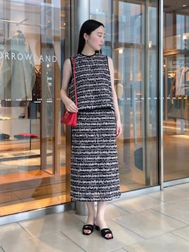 「TOMORROWLAND （トゥモローランド）のアイテム（サンダル）」を使った、Kato_TOMORROWLANDさん（レディース・158cm）の夏コーディネート