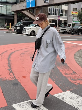 「LA PEAU DE GEM（ラポドゥジェム）の【LA PEAU DE GEM】micro collar shirt/マイクロカラーシャツ（シャツ/ブラウス、ブラック系）」を使った、sari_lpdgemさん（レディース・158cm）の夏コーディネート