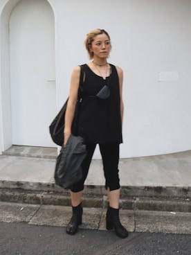 「LA PEAU DE GEM（ラポドゥジェム）の【LA PEAU DE GEM】eyered mellow tops/アイレッドメロートップス（シャツ/ブラウス、ブラック系）」を使った、sari_lpdgemさん（レディース・158cm）の夏コーディネート