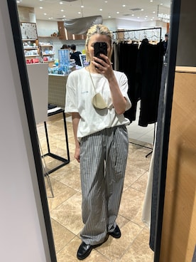 「LA PEAU DE GEM（ラポドゥジェム）の【LA PEAU DE GEM】sequel tee/シークエルT（Tシャツ/カットソー、ホワイト系）」を使った、sari_lpdgemさん（レディース・158cm）の夏コーディネート