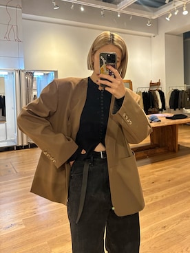 「アイテム（ノーカラージャケット）」を使った、sari_lpdgemさん（レディース・158cm）の秋コーディネート