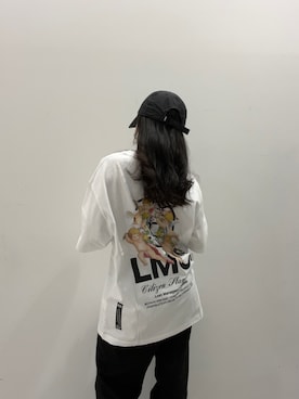 「LMCのアイテム（キャップ）」を使った、Hinaさん（レディース・155cm）の夏コーディネート