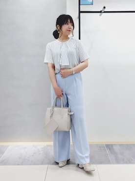 「INDIVI（インディヴィ）の【洗える／UVケア／SETUP可】着る日傘ワイドパンツ（その他パンツ、ブルー系）」を使った、TOMOMIさん（レディース・153cm）の夏コーディネート