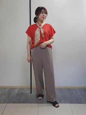 「Modify（モディファイ）のアイテム（トップス）」を使った、TOMOMIさん（レディース・153cm）の春コーディネート