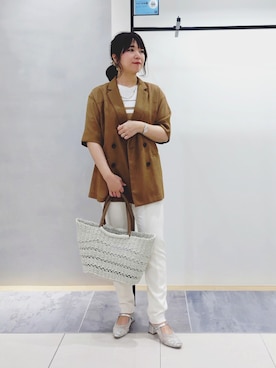 「アイテム（テーラードジャケット、イエロー系）」を使った、TOMOMIさん（レディース・153cm）の夏コーディネート