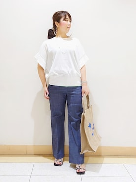 ネックレスを使った 白ニット の人気ファッションコーディネート Wear