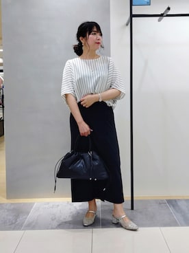 「INDIVI（インディヴィ）のアイテム」を使った、TOMOMIさん（レディース・153cm）の秋コーディネート