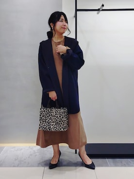 「INDIVI（インディヴィ）の【ウール混／配色／ゆったり】ミドル丈リバーフーディコート（その他アウター、ブルー系）」を使った、TOMOMIさん（レディース・153cm）の秋コーディネート