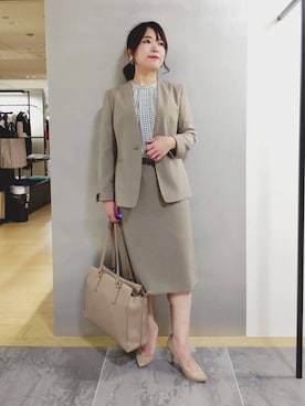 「アイテム（スーツジャケット、ブラウン系）」を使った、TOMOMIさん（レディース・153cm）の秋コーディネート