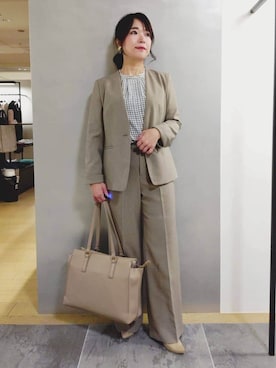 「アイテム（スーツジャケット、ブラウン系）」を使った、TOMOMIさん（レディース・153cm）の秋コーディネート