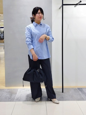 「INDIVI（インディヴィ）の【着る日傘】イージーワイドパンツ（その他パンツ、グレー系）」を使った、TOMOMIさん（レディース・153cm）の秋コーディネート