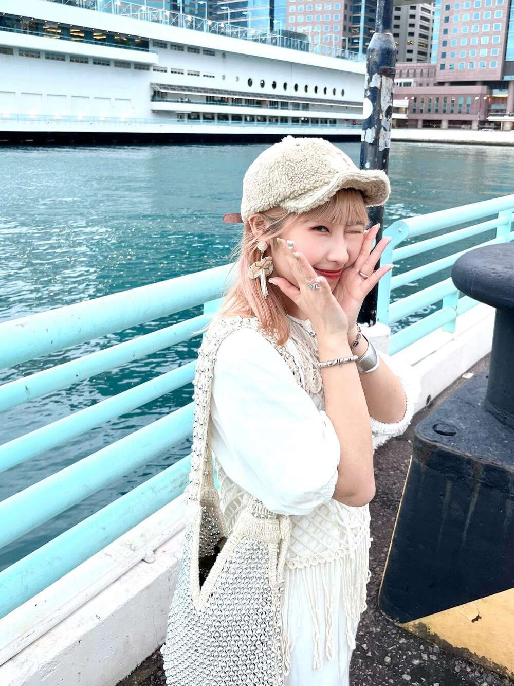 「Mighty Shineの【Mighty Shine】ボア アッパーキャップ BOA UPPER CAP  1193023 Made in Japan（キャップ、ブラック系）」を使った、tsc.ingさん（レディース・165cm）の春コーディネートの1枚目の写真
