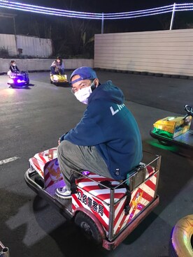「LMCのアイテム（トップス）」を使った、隼さん（メンズ・173cm）の春コーディネート