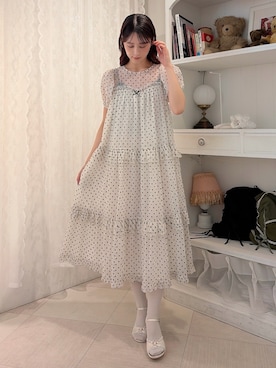 「merry jenny（メリージェニー）のpetit flowerフロッキーパフワンピース（ワンピース、ホワイト系）」を使った、nanakaさん（レディース・163cm）の春コーディネート