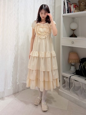「merry jenny（メリージェニー）のpetit flower pure neck tee（Tシャツ/カットソー、ホワイト系）」を使った、nanakaさん（レディース・163cm）の春コーディネート