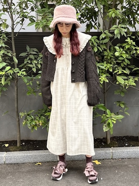 「アイテム（シューズ、パープル系）」を使った、nanakaさん（レディース・163cm）の冬コーディネート