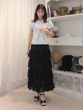 「merry jenny（メリージェニー）のribbonサテンシャツ（シャツ/ブラウス、ブルー系）」を使った、nanakaさん（レディース・163cm）の春コーディネート