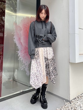 「厚底ブーツ」｜「アイテム（パーカー）」を使った、nanakaさん（レディース・163cm）の秋コーディネート