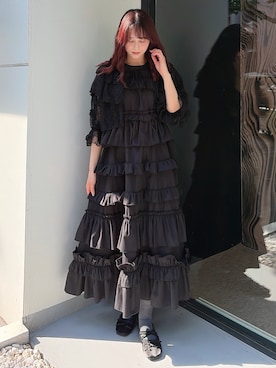 「merry jenny（メリージェニー）のフリルティアードワンピース（ワンピース、ブラック系）」を使った、nanakaさん（レディース・163cm）の春コーディネート