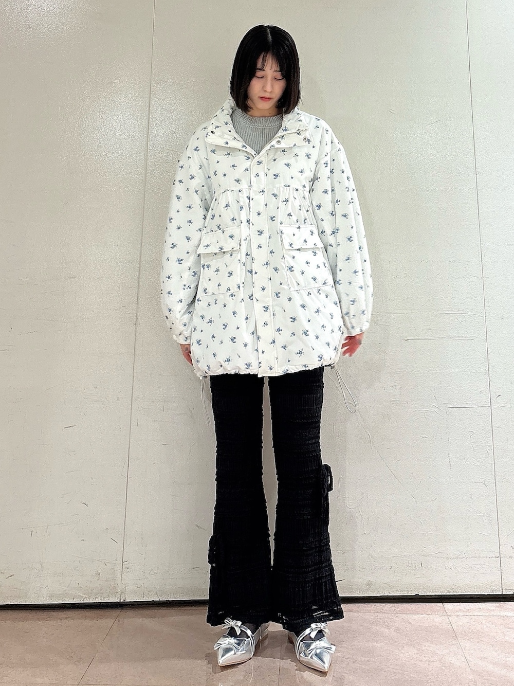 C6603 オーバースウェット×ニットパンツコーデ スウェットを使った「ニットパンツ」の人気ファッション