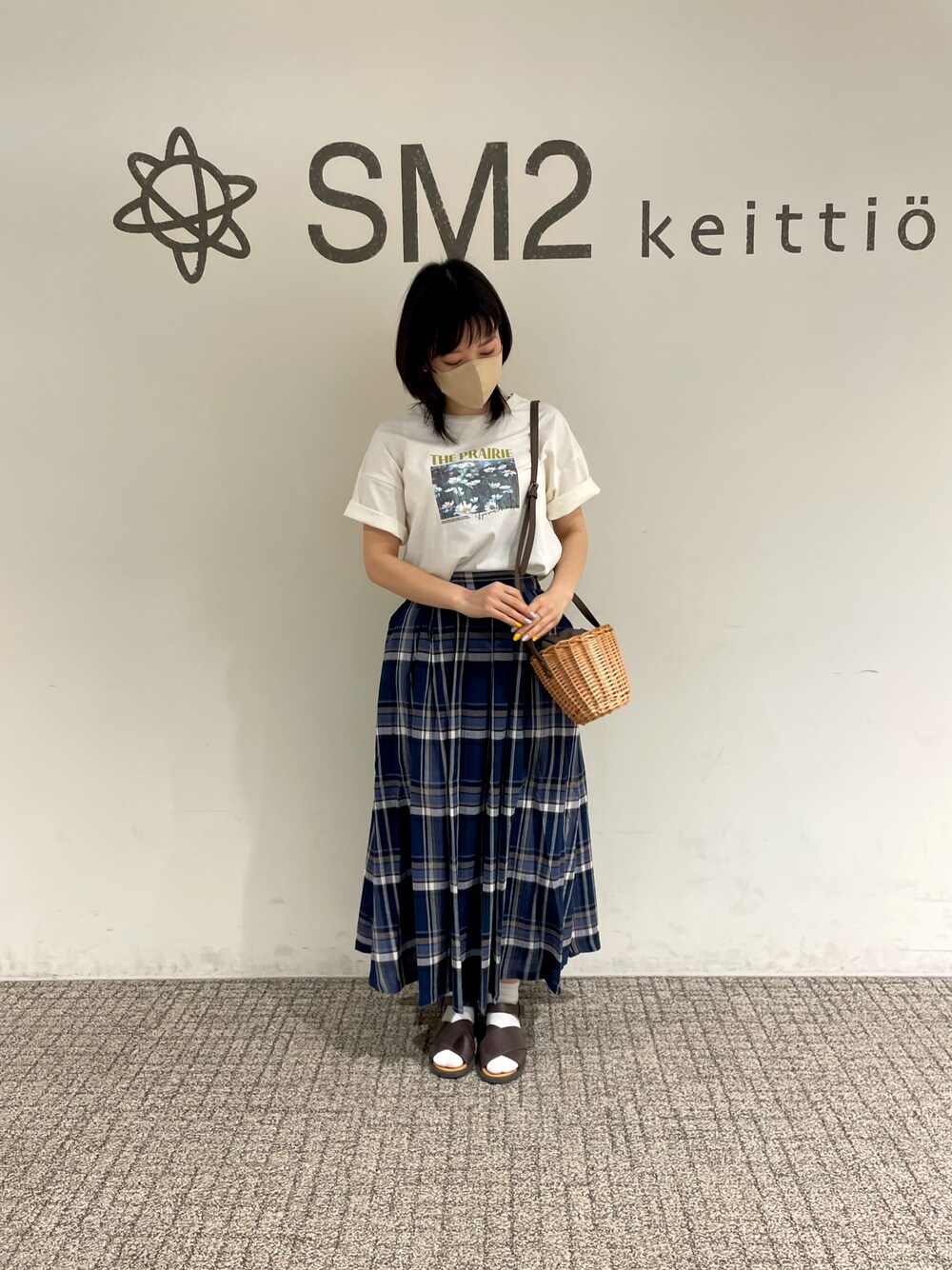 「SM2、Samansa Mos2、Samansa Mos2 blue、夏コーデ、チェックスカート」｜「Samansa Mos2のチェック柄ギャザースカート（スカート、ブルー系）」を使った、sm2kbmjさん（レディース・159cm）の春コーディネートの1枚目の写真