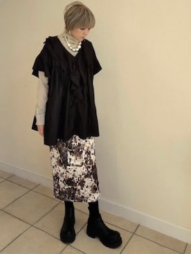 「アイテム（ローファー）」を使った、amichanさん（レディース・161cm・50代）の秋コーディネート