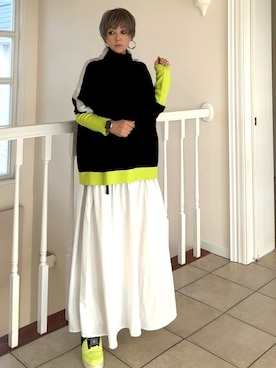 「アイテム（ピアス（両耳用））」を使った、amichanさん（レディース・161cm）の秋コーディネート