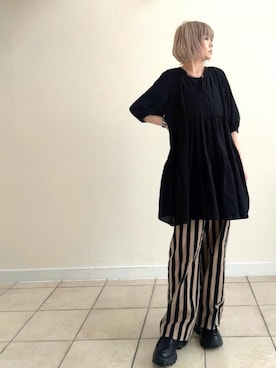 「GU（ジーユー）のアイテム（シャツ/ブラウス、ブラック系）」を使った、amichanさん（レディース・161cm）の夏コーディネート