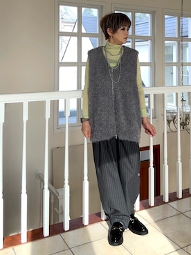 「アイテム（スリッポン）」を使った、amichanさん（レディース・161cm）の秋コーディネート